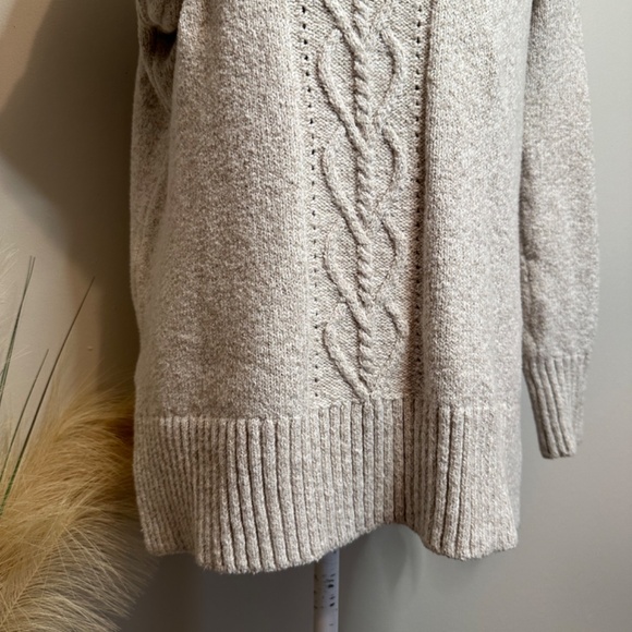 Cowl Neck Cream Sweater - Picture 4 of 6